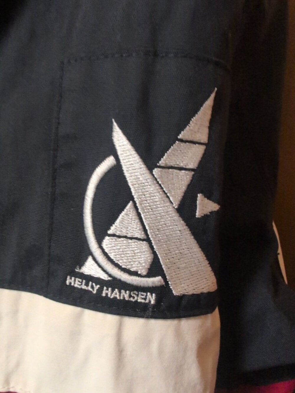 Helly Hansen Jacket Men's M Black White Red Windbreaker Striped European - Picture 5 of 8